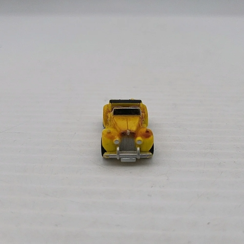 Small Micro Machine MG Convertible in‎ Yellow